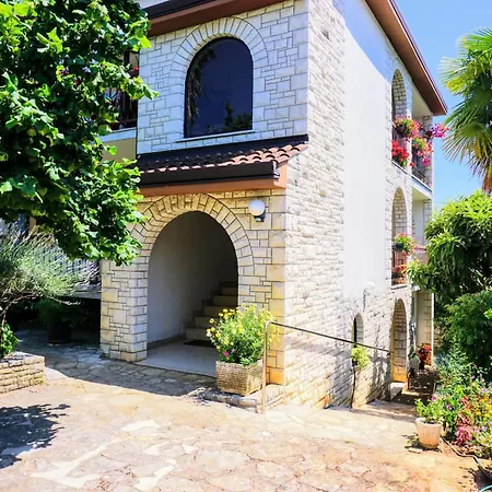 Apartmán Vilma *